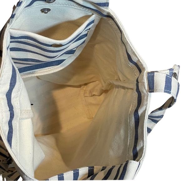 BAGGU Shoulder Tote Duck Bag, Blue & Cream Striped w/adjustable drop length - Picture 5 of 9